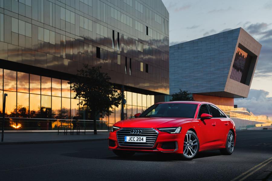  Audi A6 40 TDI S-Line (C8) 2018 года  (UK) (фото 40 из 40)